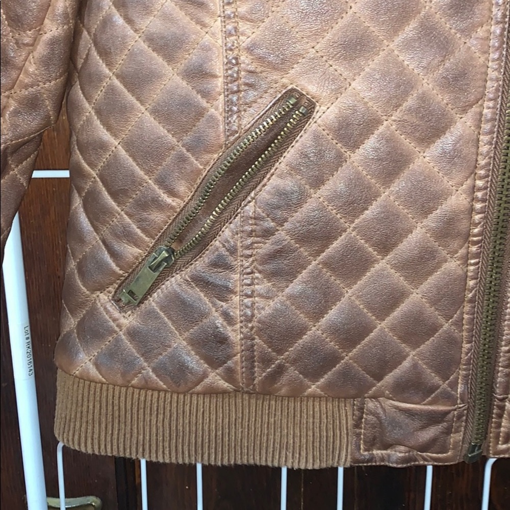 Quilted brown leather - Picture 2 of 6